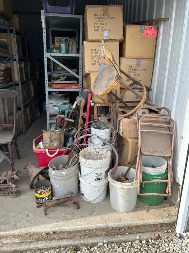 Storage Unit Auction in Peoria, IL at Peoria Storage Center Plank